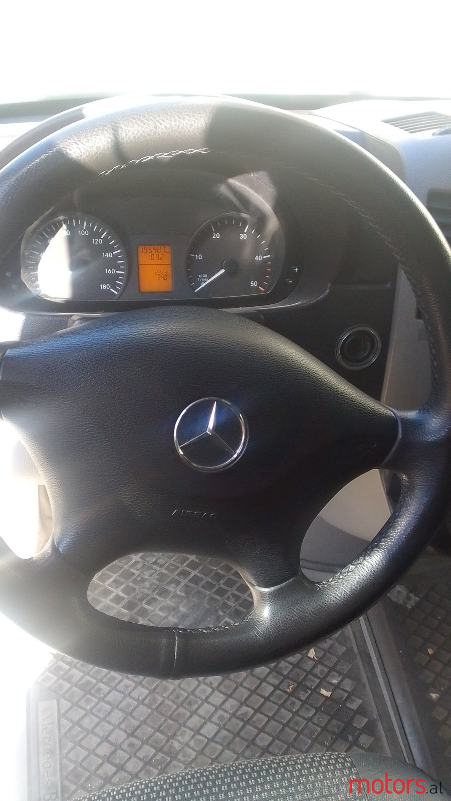 2008' Mercedes-Benz Sprinter 311 photo #7