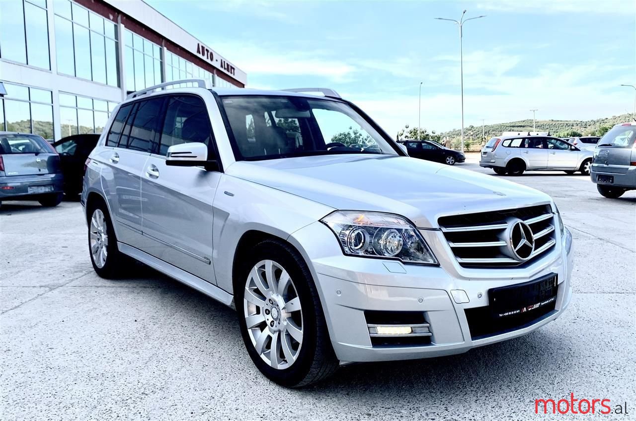 2012' Mercedes-Benz GLK 250 photo #5