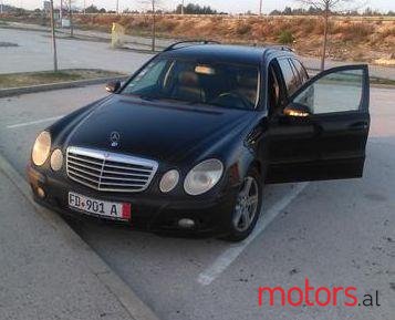 2007' Mercedes-Benz E-Class photo #2