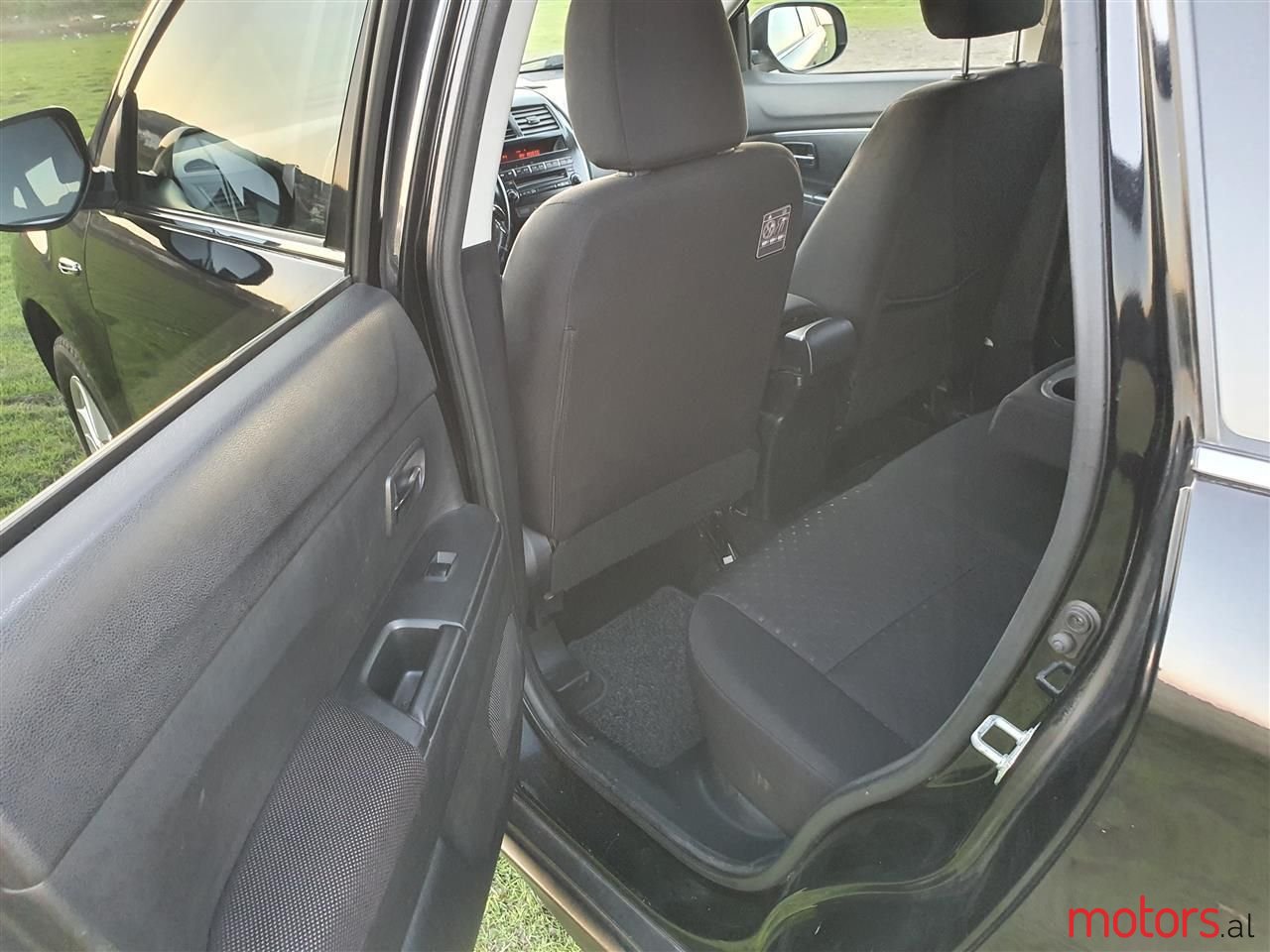 2010' Mitsubishi ASX photo #6