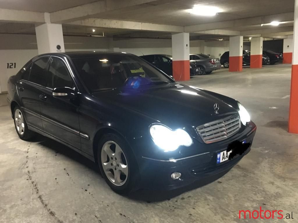 2005' Mercedes-Benz C 200 photo #2