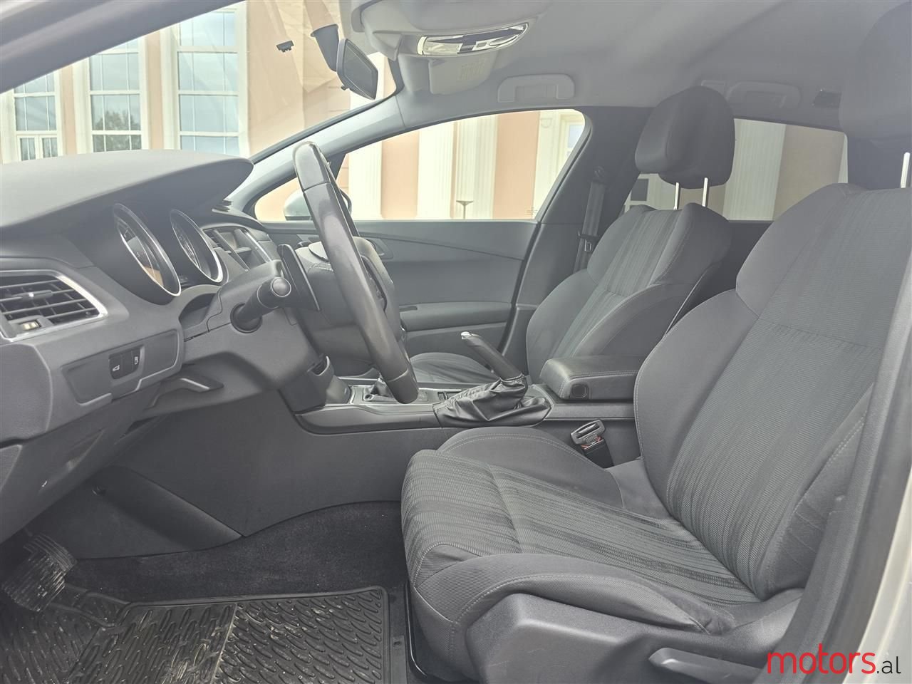 2011' Peugeot 508 photo #3