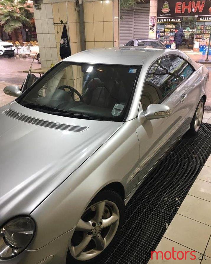 2005' Mercedes-Benz CLK 220 photo #2