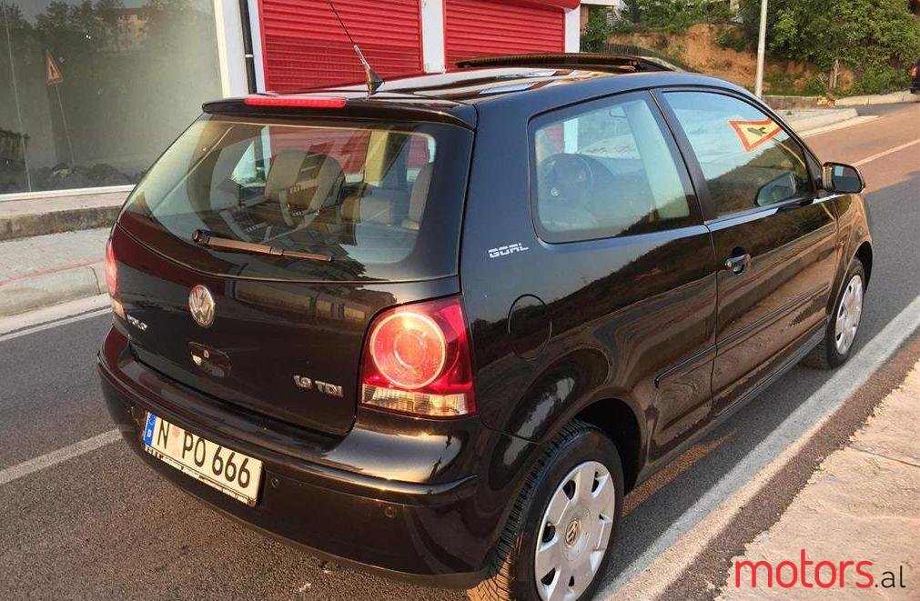 2007' Volkswagen Polo photo #4