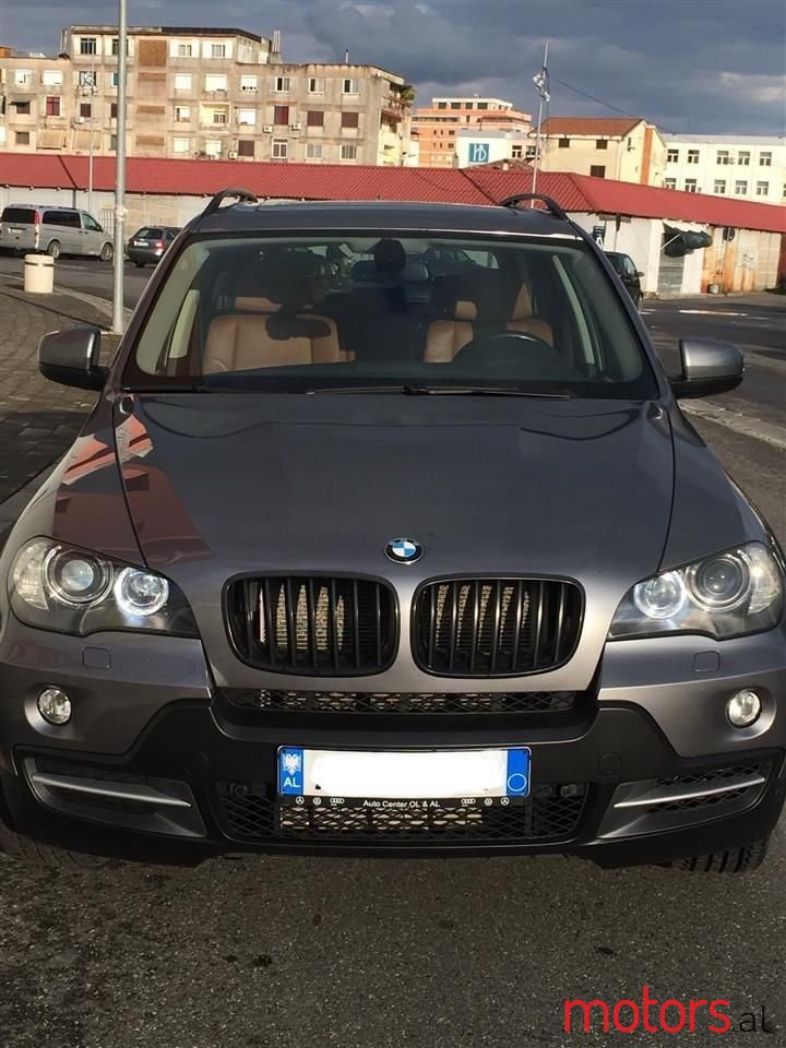 2010' BMW X5 photo #5