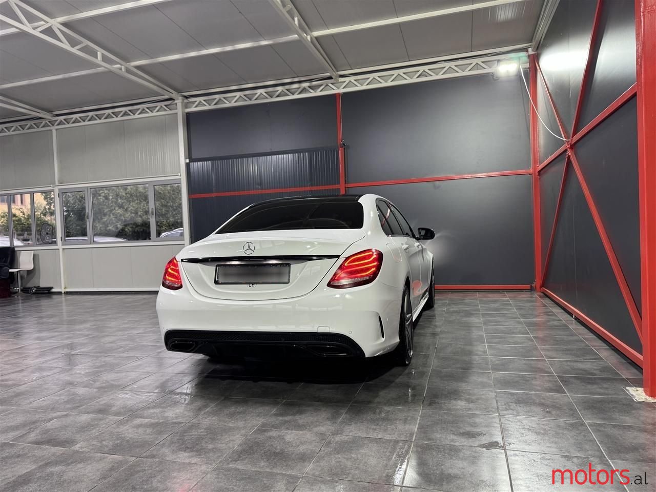 2015' Mercedes-Benz C 220 photo #2