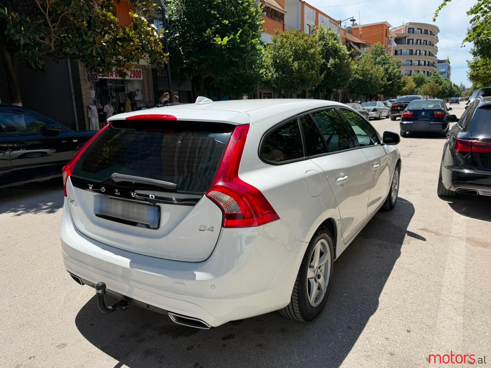 2016' Volvo V60 photo #4