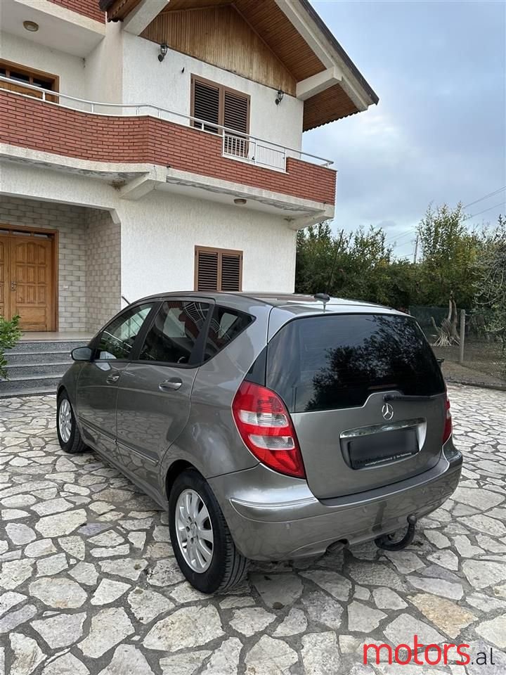 2006' Mercedes-Benz A 180 photo #3