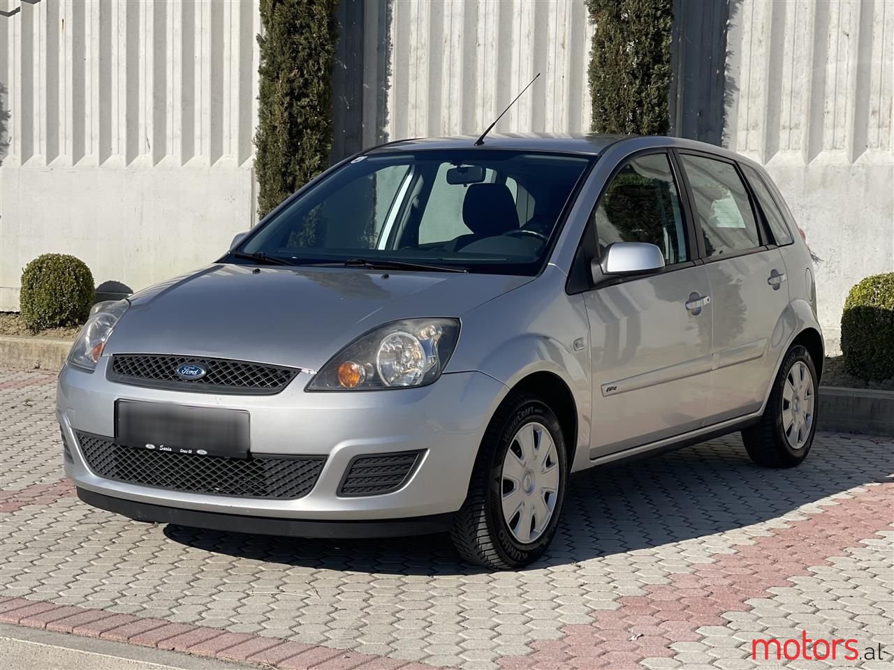 2007' Ford Fiesta photo #1