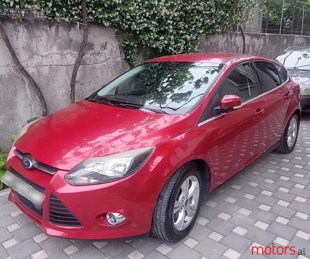 2012' Ford Focus photo #2