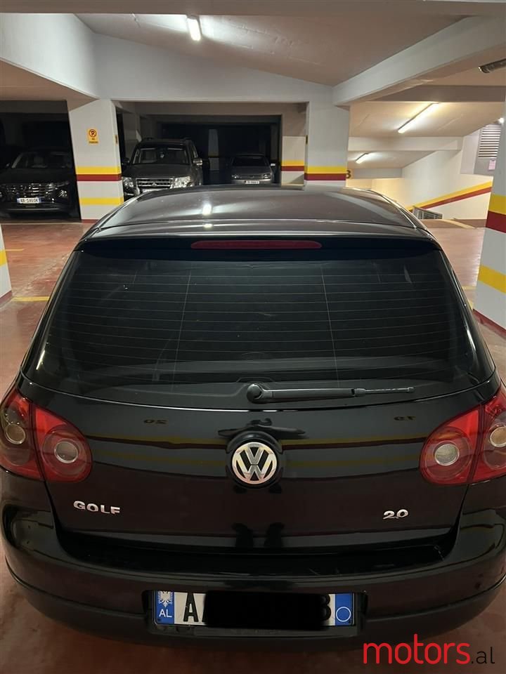 2005' Volkswagen Golf photo #5