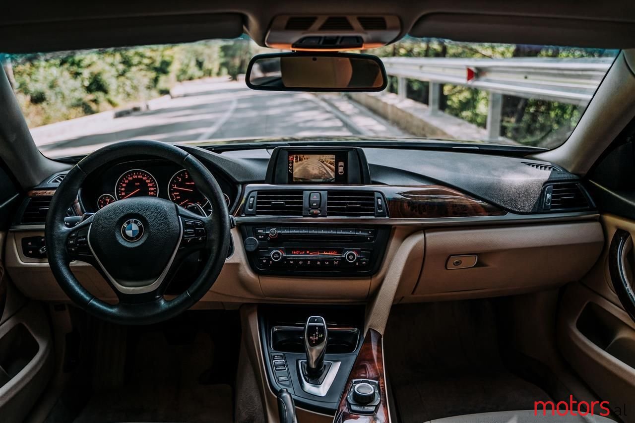 2015' BMW 420 photo #5