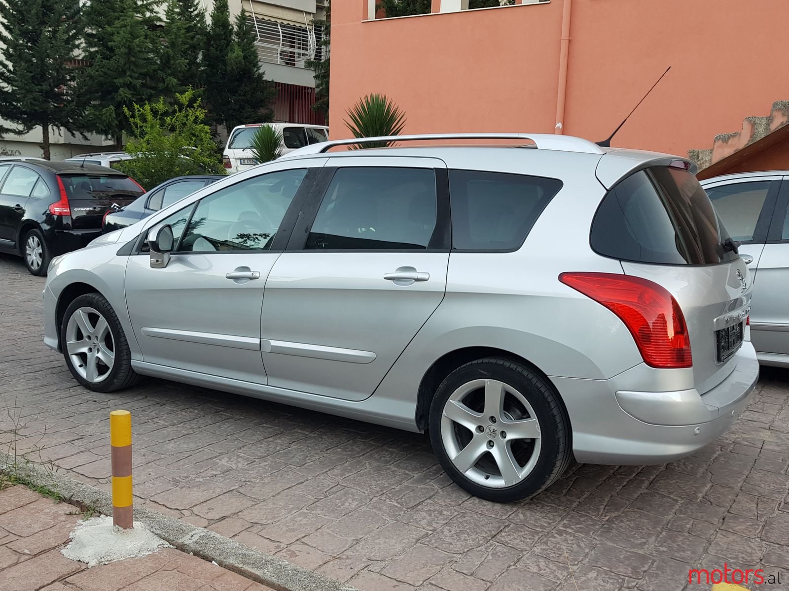 2009' Peugeot 308 photo #2