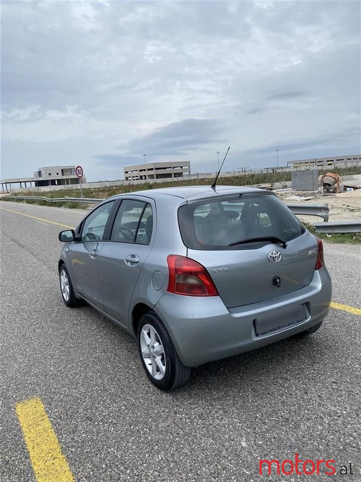 2006' Toyota Yaris photo #4