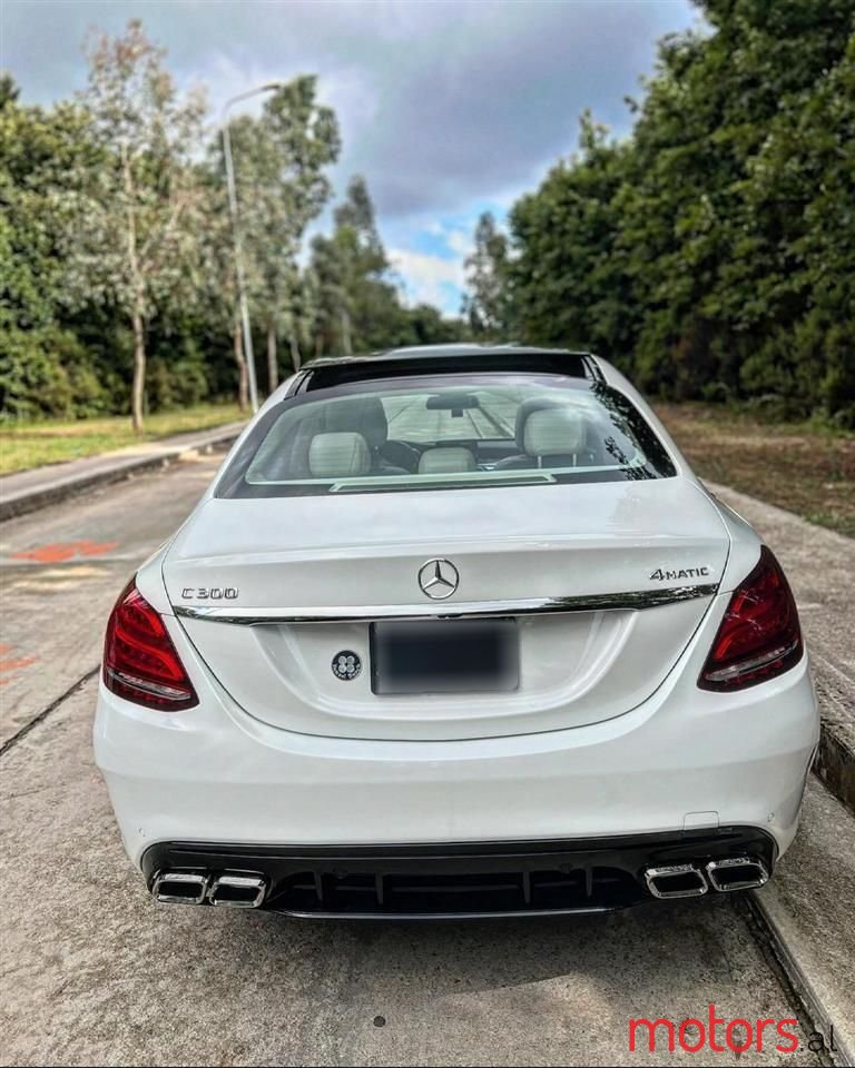 2016' Mercedes-Benz C 300 photo #6