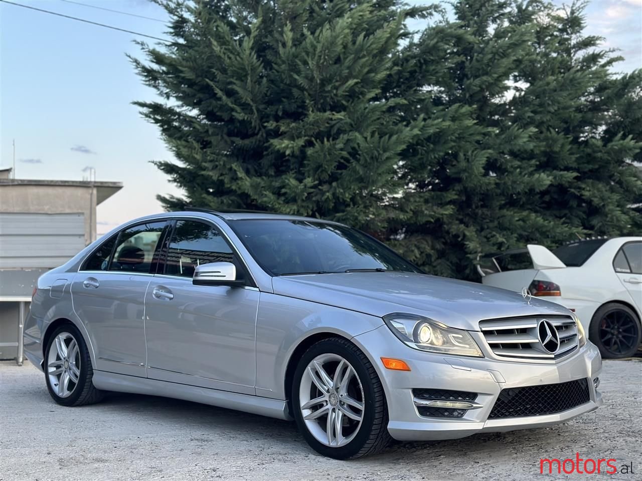 2012' Mercedes-Benz C 300 photo #3