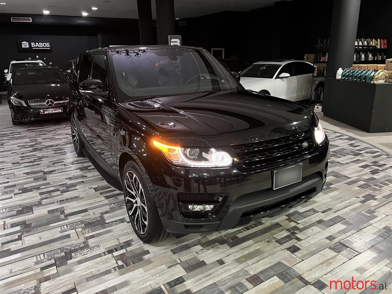 2016' Land Rover Range Rover Sport photo #1