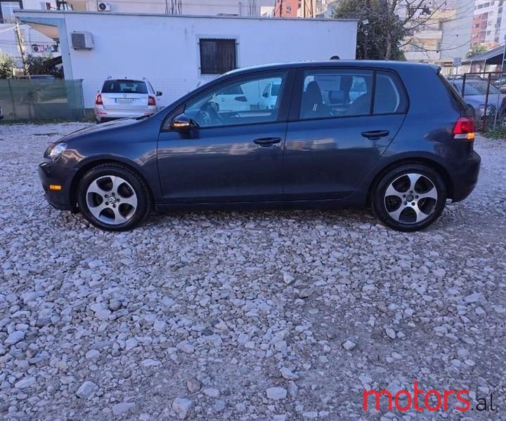 2014' Volkswagen Golf photo #2