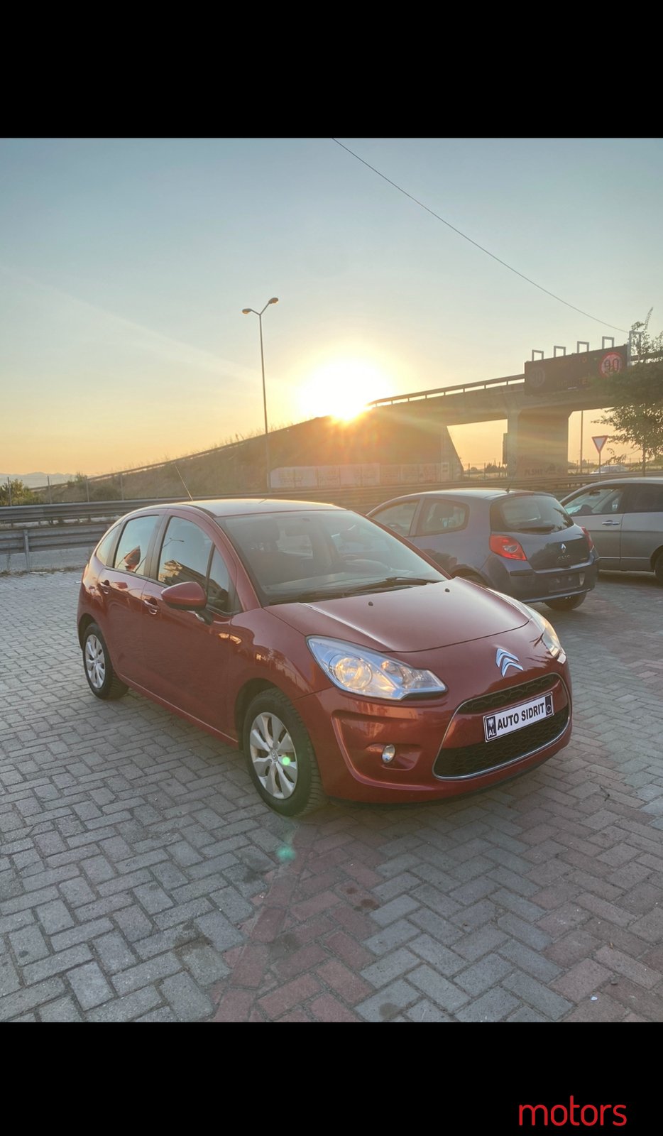 2010' Citroen C3 photo #2