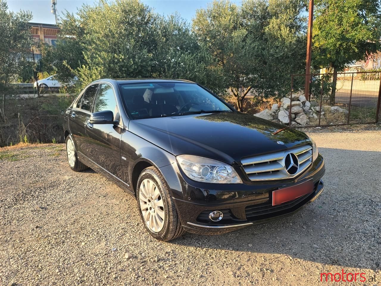 2010' Mercedes-Benz 220 photo #2