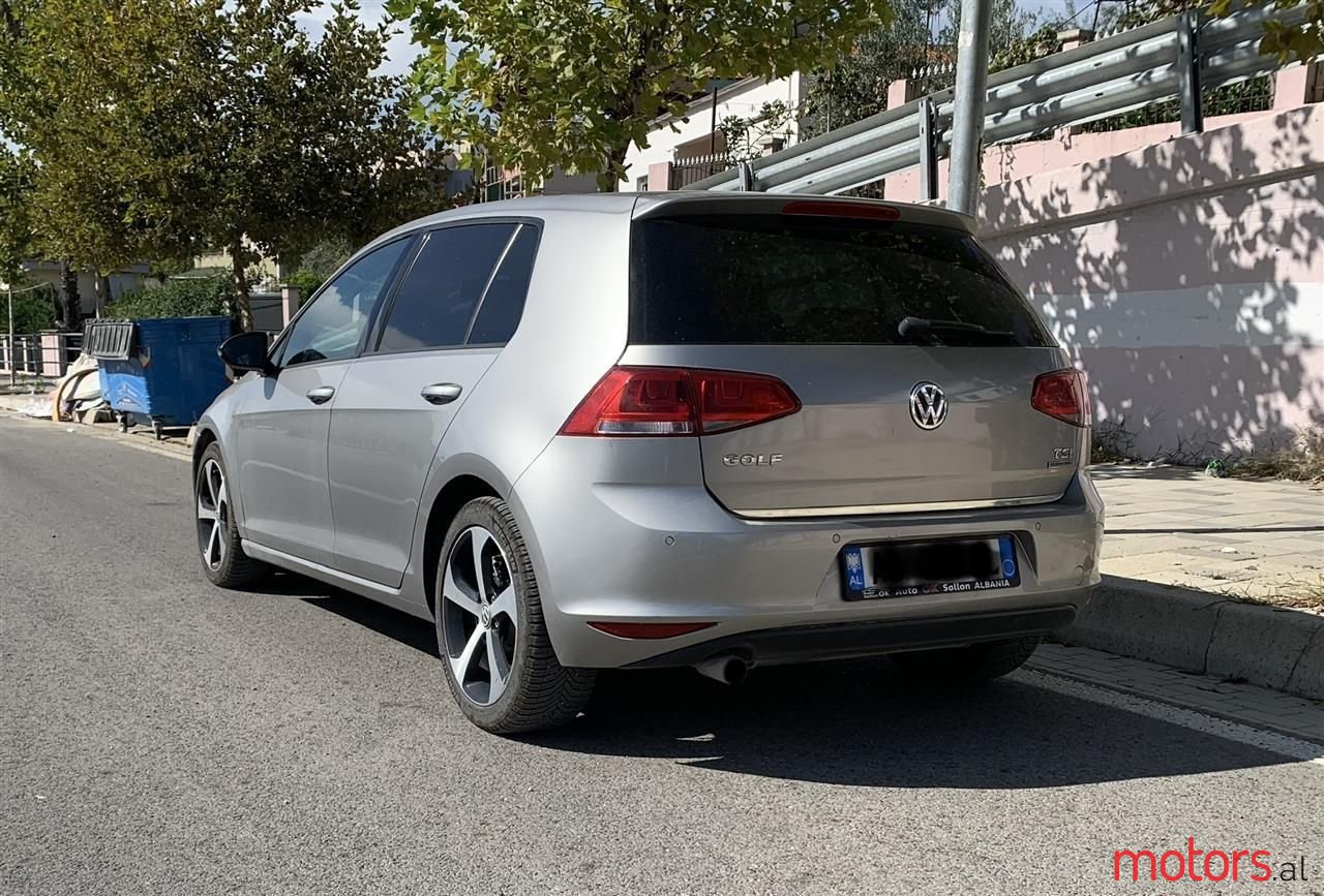 2013' Volkswagen Golf photo #4