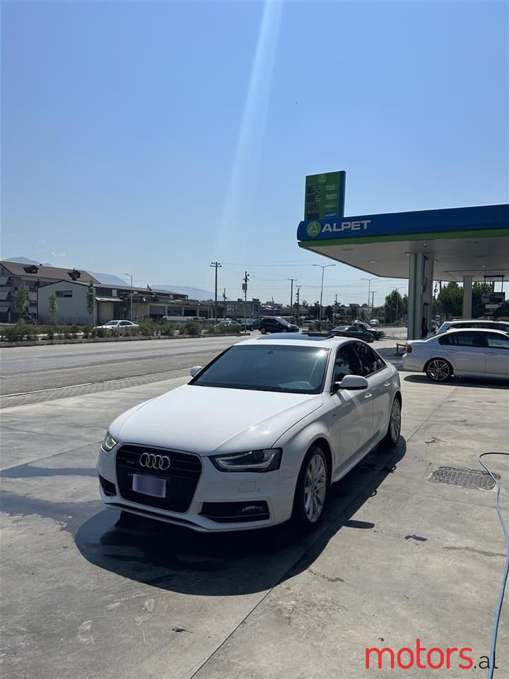 2015' Audi A4 photo #1