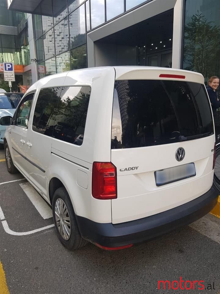 2017' Volkswagen Caddy photo #3
