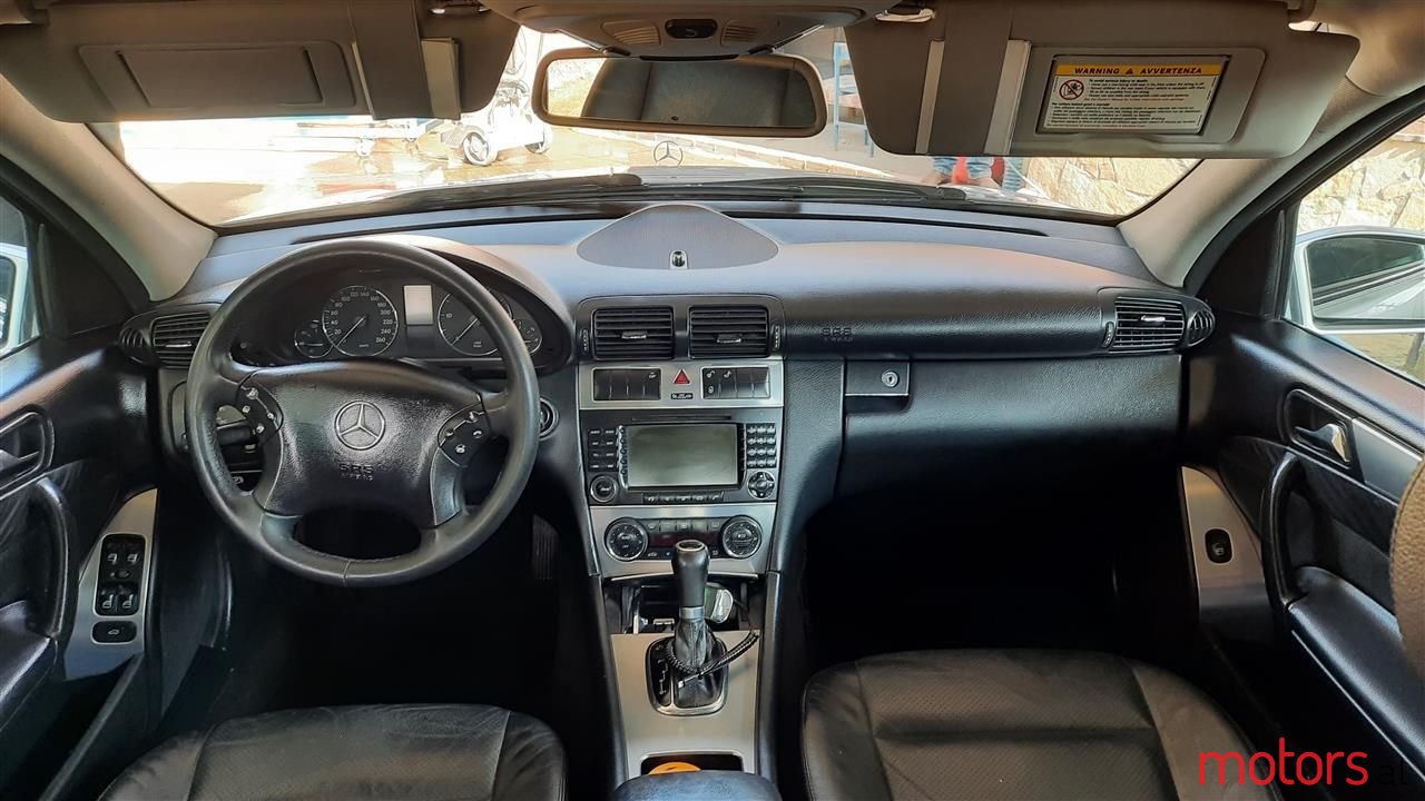 2006' Mercedes-Benz C 320 photo #4