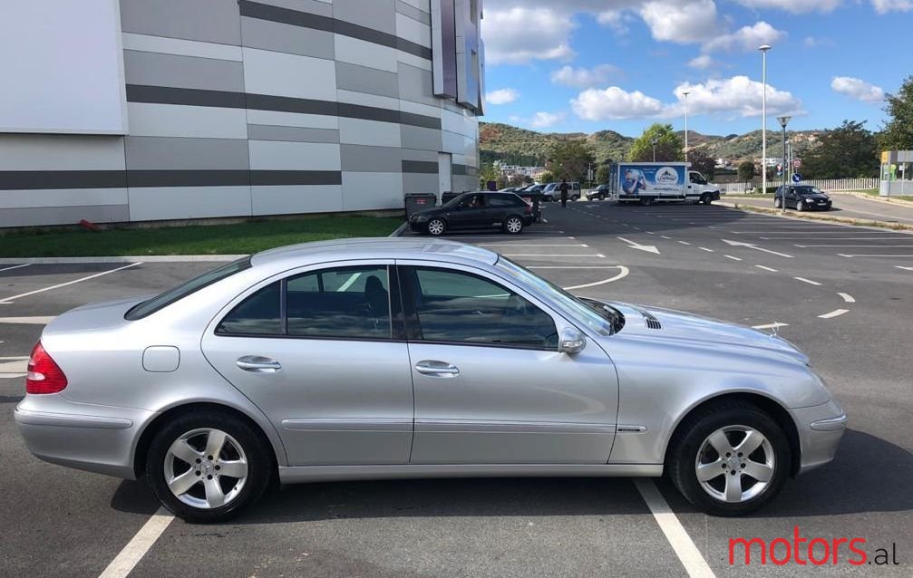 2003' Mercedes-Benz E 200 photo #1