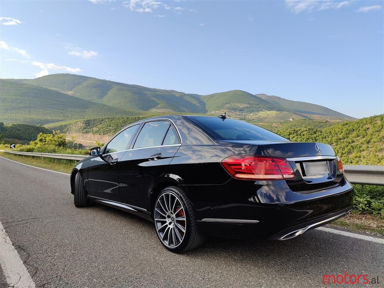 2015' Mercedes-Benz 220 photo #6