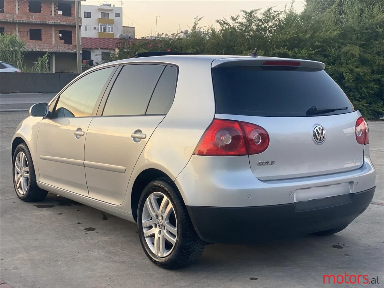 2007' Volkswagen Golf photo #2