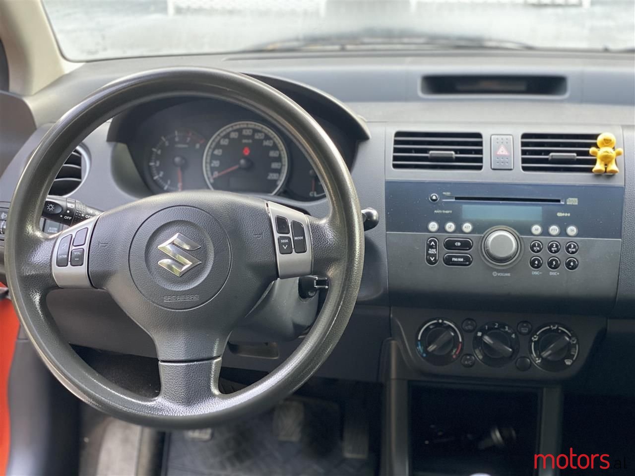 2005' Suzuki Swift photo #6