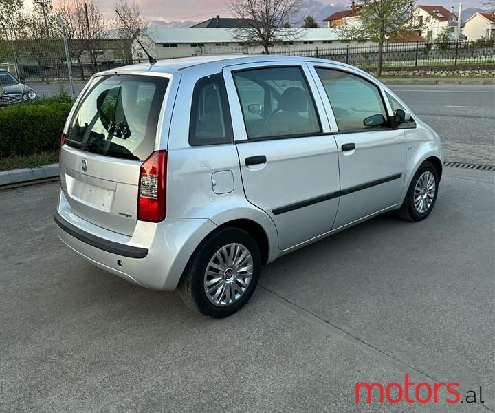 2008' Fiat Idea photo #5