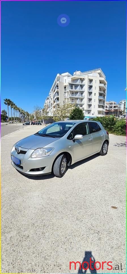 2009' Toyota Auris photo #5