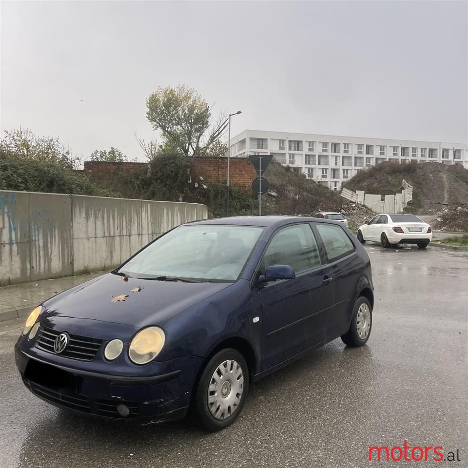 2004' Volkswagen Polo photo #4