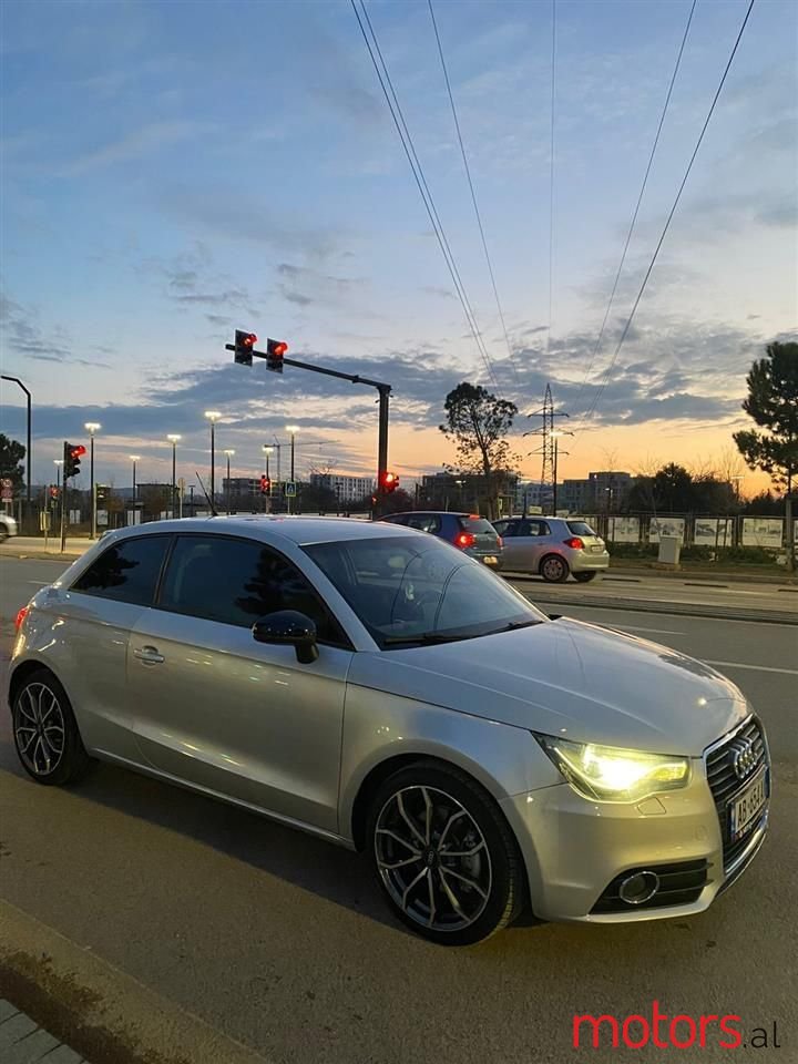 2011' Audi A1 photo #4