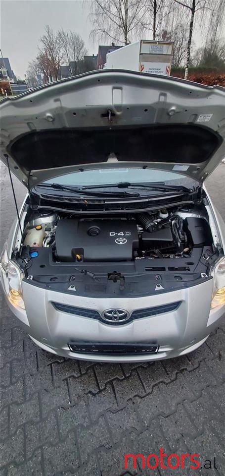 2009' Toyota Auris photo #3