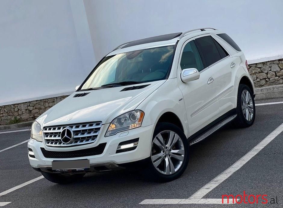 2010' Mercedes-Benz ML 350 photo #1