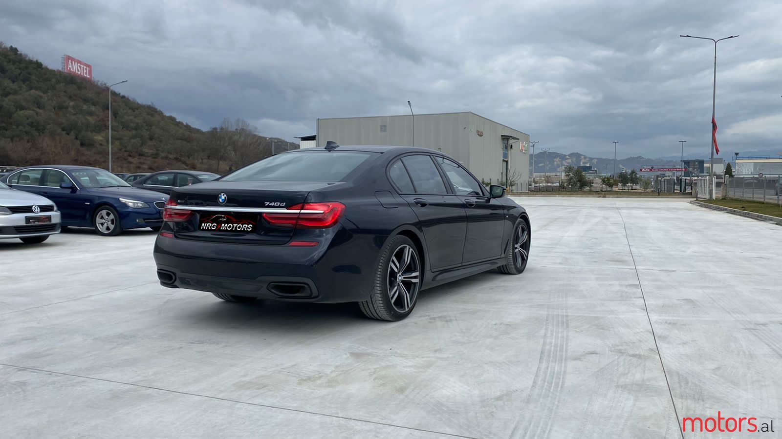 2018' BMW 740 photo #4
