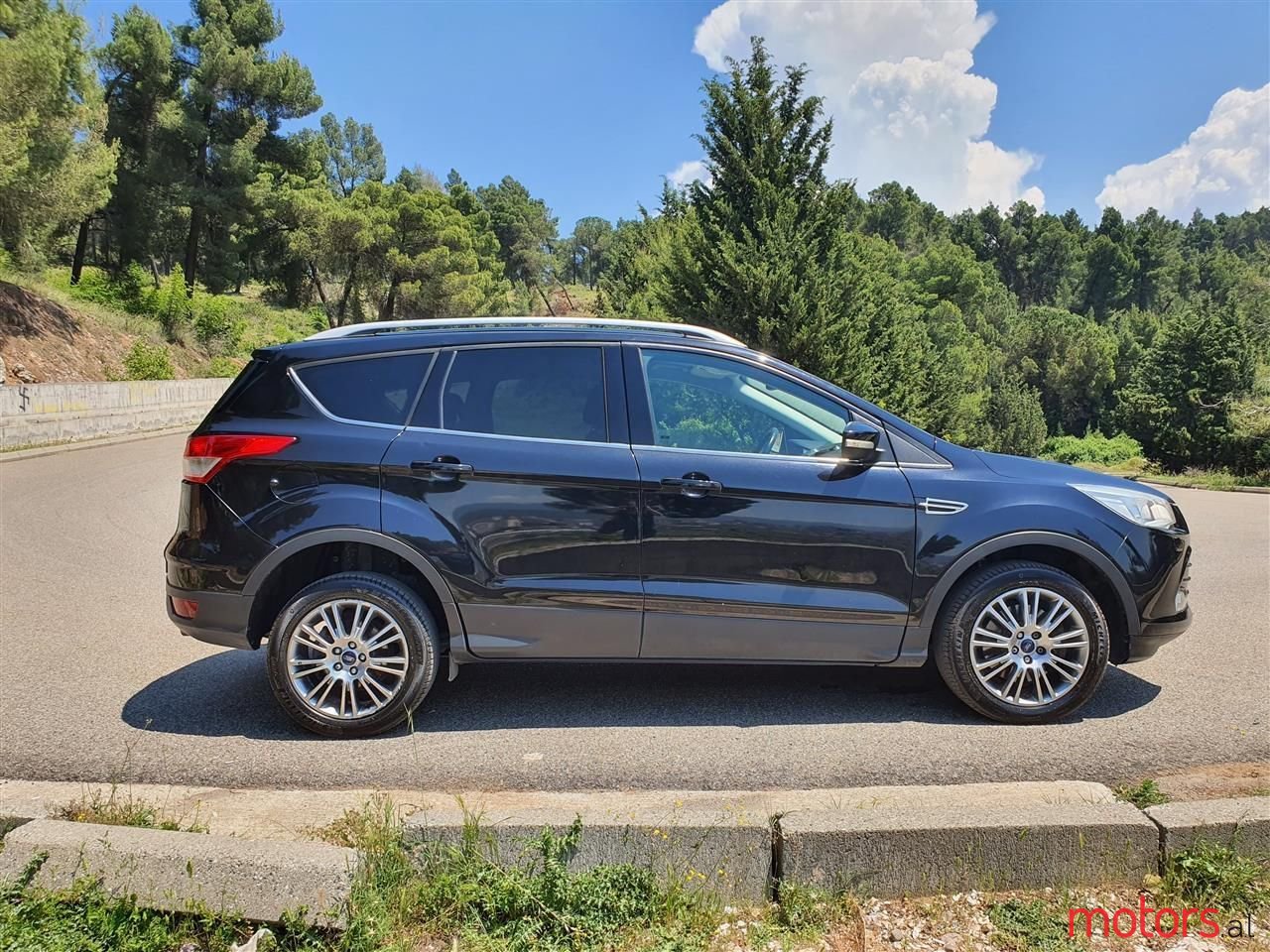 2013' Ford Kuga photo #3