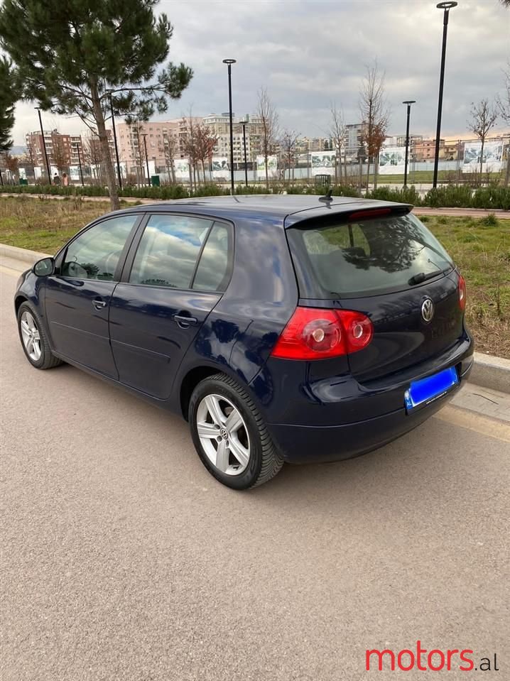 2007' Volkswagen Golf photo #3