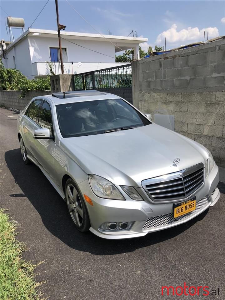 2010' Mercedes-Benz E 350 photo #5