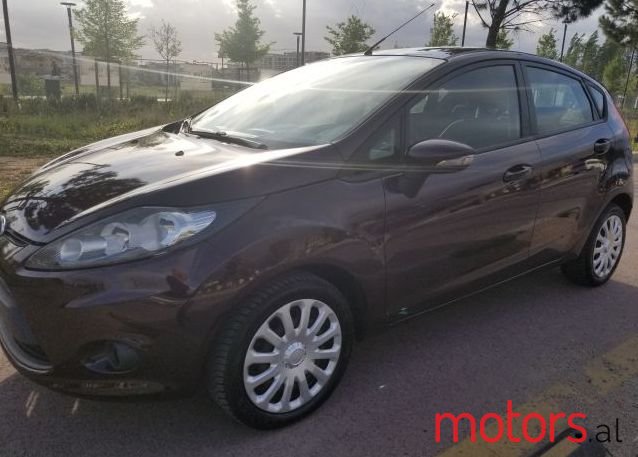 2011' Ford Fiesta photo #1
