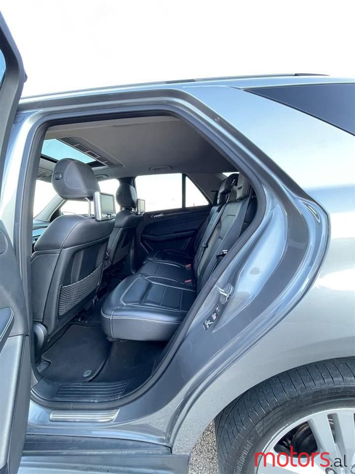 2012' Mercedes-Benz ML 350 photo #4