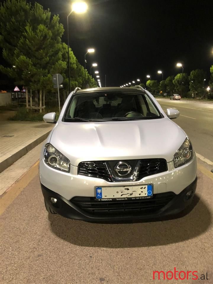 2011' Nissan Qashqai photo #1