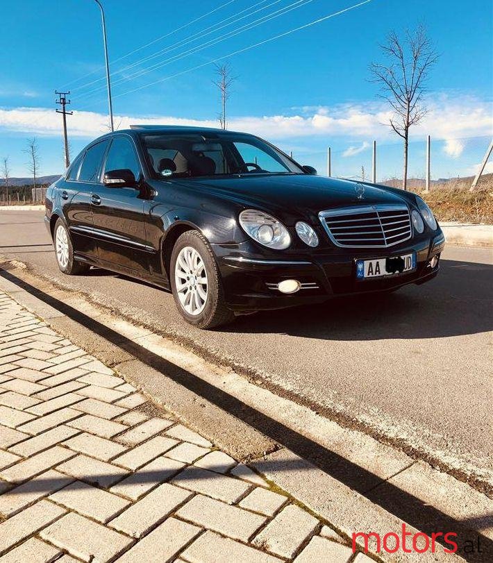 2007' Mercedes-Benz E 280 photo #1