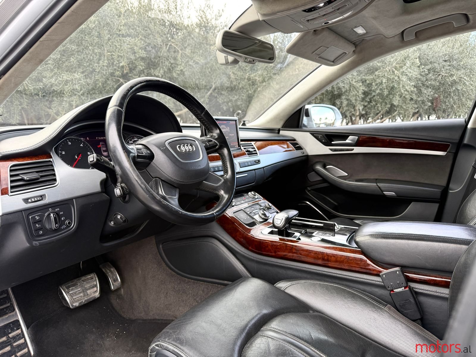 2012' Audi A8 photo #1