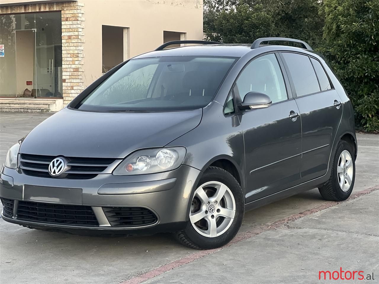 2008' Volkswagen Golf Plus photo #6