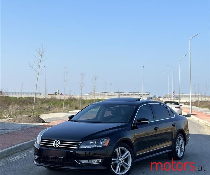 2014' Volkswagen Passat photo #1