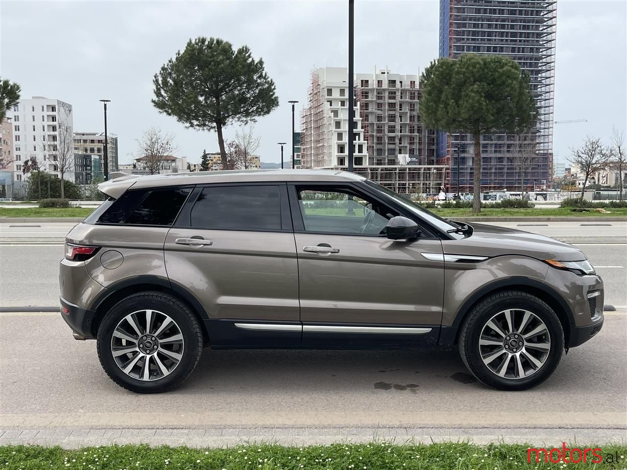 2016' Land Rover Range Rover Evoque photo #6